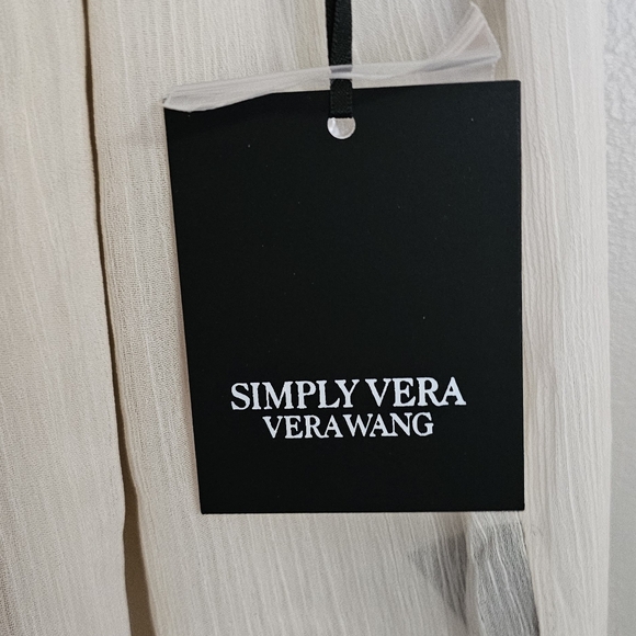 Simply Very Blouse **NWT* - Picture 4 of 7